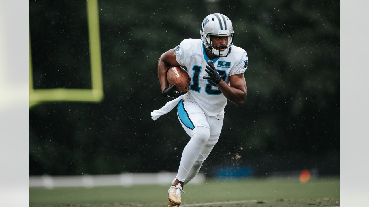 Carolina Panthers offensive tackle Ikem Ekwonu walks onto the field at the  NFL football team's training camp on Saturday, July 29, 2023, in  Spartanburg, S.C. (AP Photo/Jacob Kupferman Stock Photo - Alamy