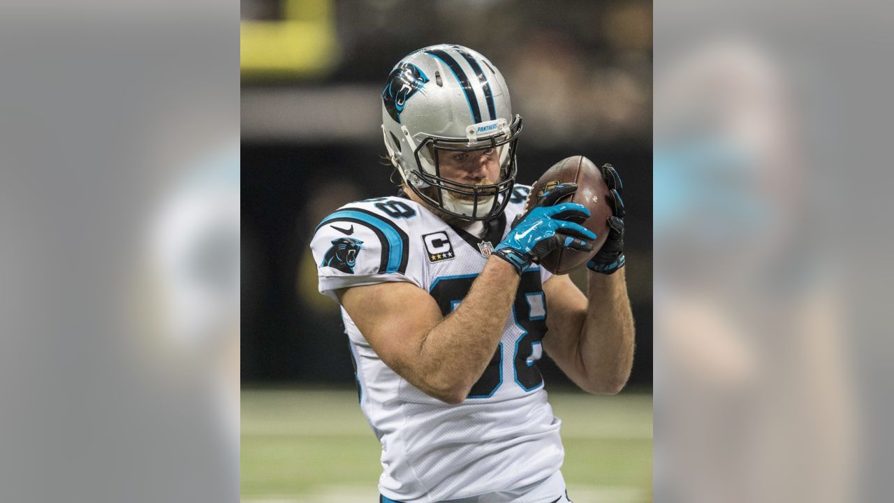 : 2019 SCORE CAPTAINS #6 GREG OLSEN PANTHERS FOOTBALL