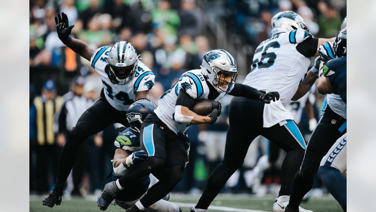 Stats and Superlatives: Panthers control the ball in win at Seattle