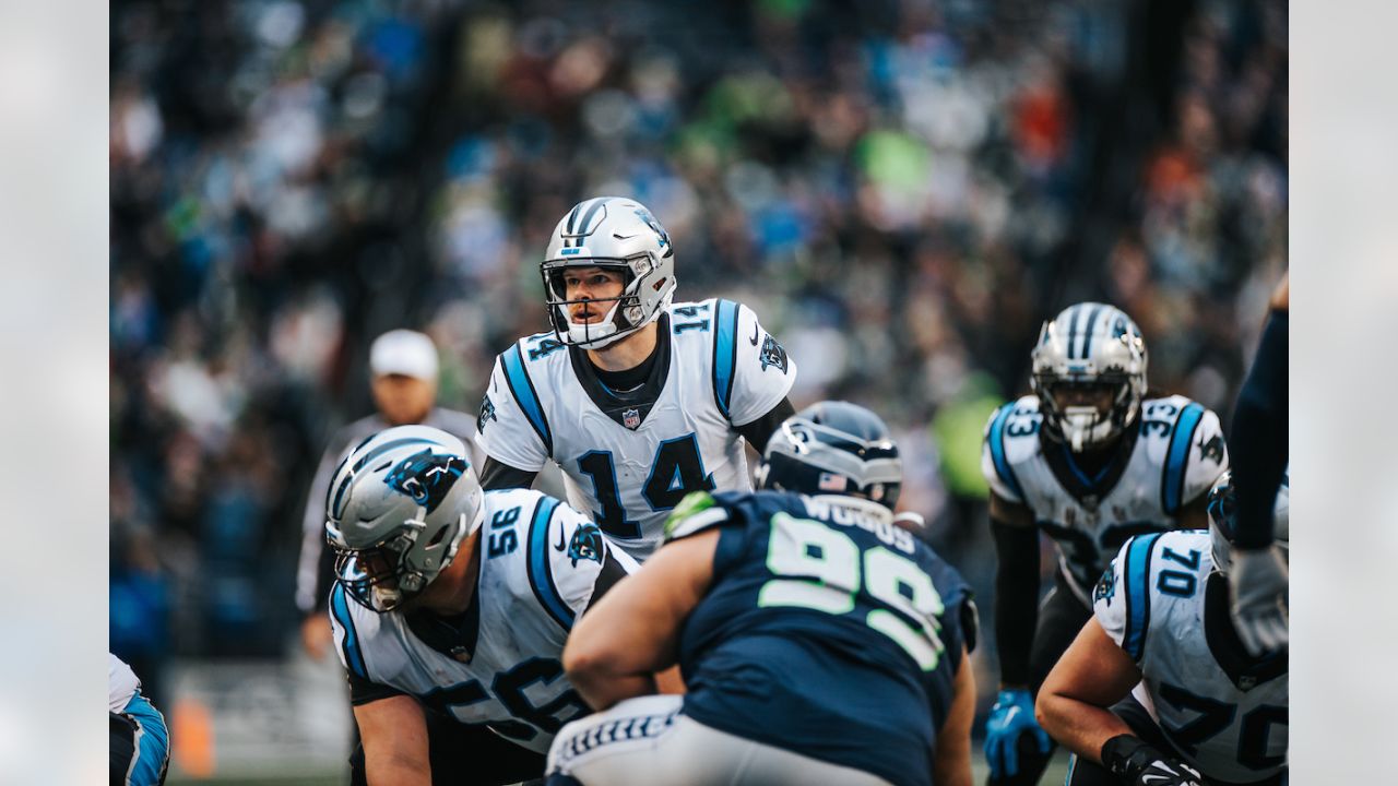 Carolina Panthers vs Seattle Seahawks - December 11, 2022