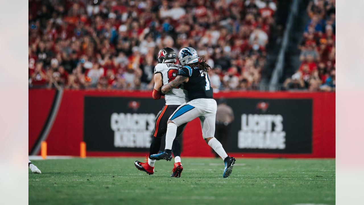 Panthers linebacker Shaq Thompson expected to miss remainder of season with  broken right leg – FOX21 News Colorado