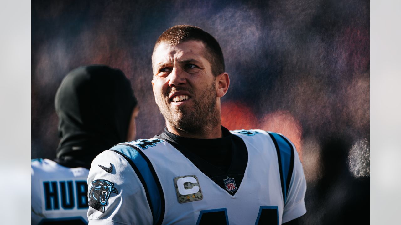 MLFootball on X: #Panthers Pro Bowl long snapper J.J. Jansen, who turned  37 a couple weeks ago, has been re-signed for another season, the team  announced.  / X