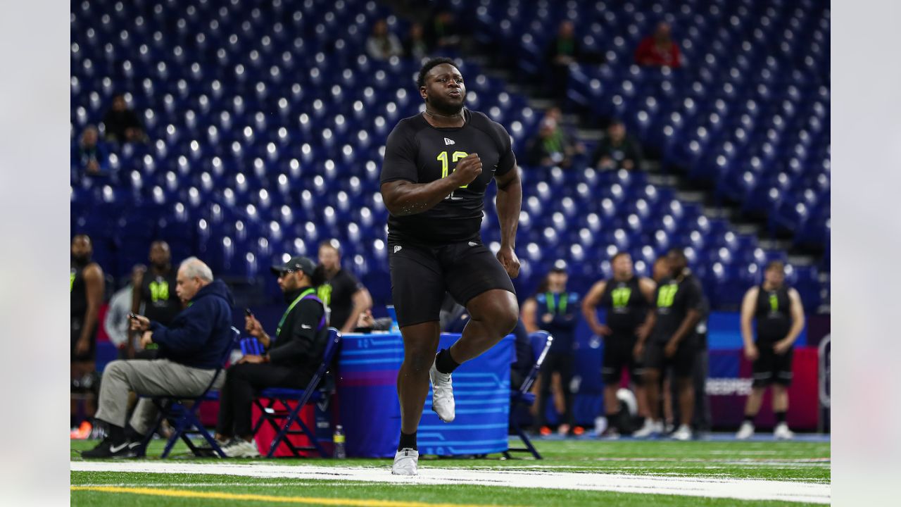 Panthers Reach Deal With Top Pick, Offensive Lineman Ickey Ekwonu - The  Spun: What's Trending In The Sports World Today