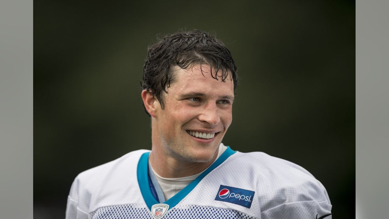 Two years later, Luke Kuechly still wearing Q-Collar: 'If it's gonna help,  you might as well try it, right?' - The Athletic