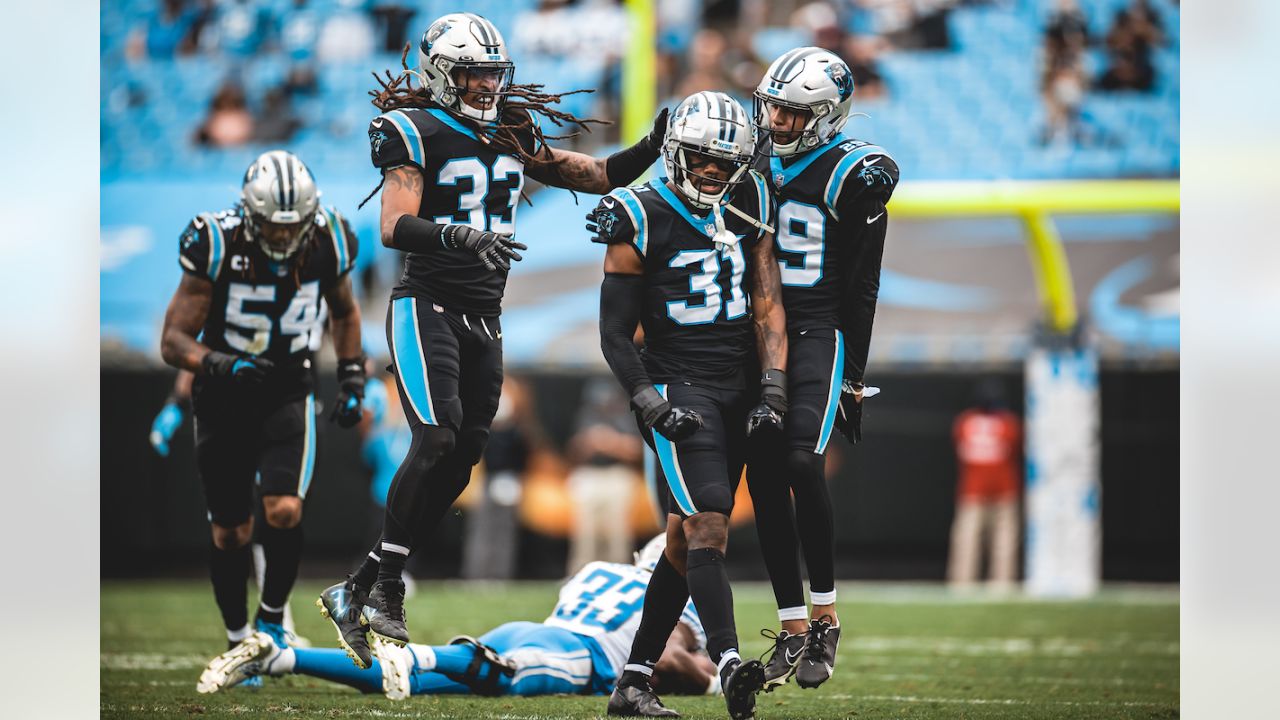 Panthers To Debut Black Pants With Blue Jerseys Against Patriots - WFXB