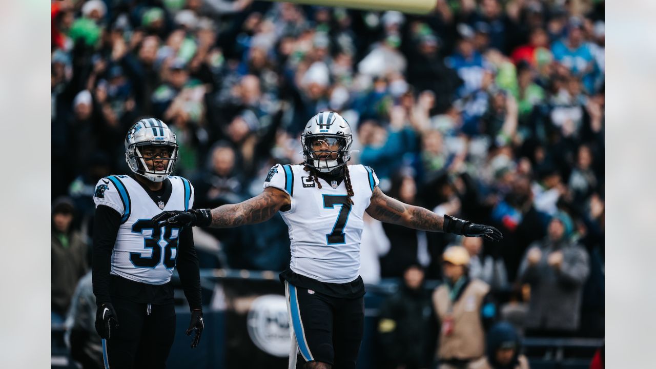 Carolina Panthers Defeat Seattle Seahawks 30-24 On the Road