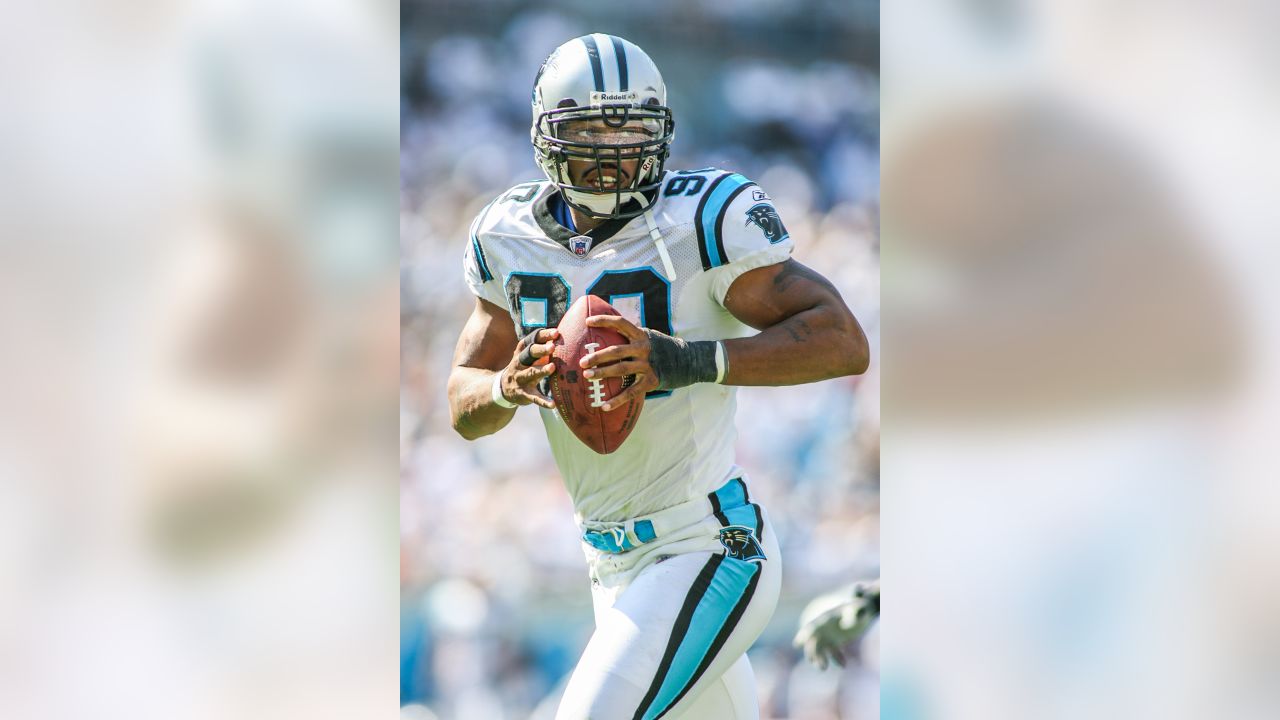 Feb. 1 6 p.m. sports: Carolina's Julius Peppers retires after 17 seasons