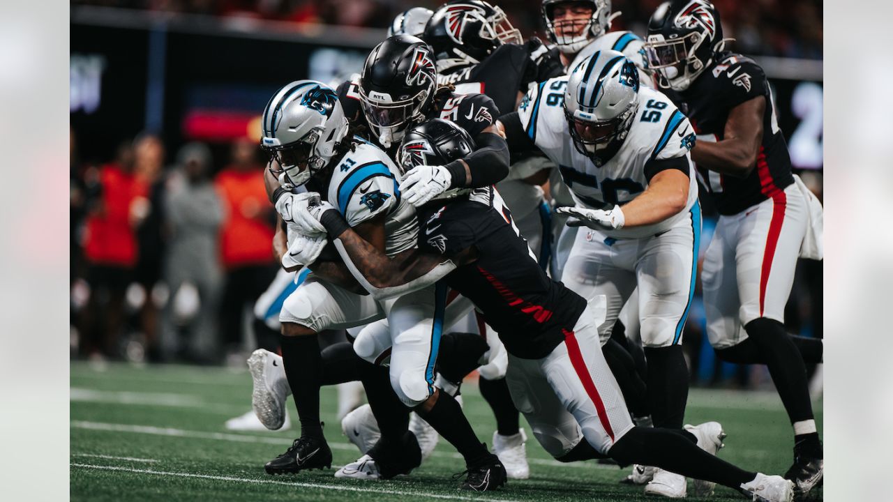 Listen to radio call of Carolina Panthers kicker Eddy Pineiro missed kick  vs. Falcons