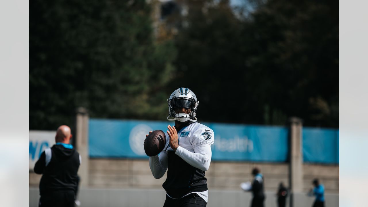 Panthers' Wilks says QB P.J. Walker will start vs. Rams; Baker Mayfield  (ankle; doubtful) could back up