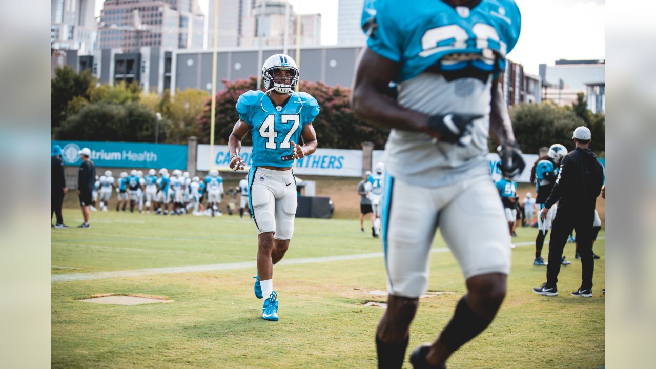 Houston, TX, USA. 29th Sep, 2019. Carolina Panthers wide receiver Ray-Ray  McCloud (14) returns a kick during the 1st quarter of an NFL football game  between the Carolina Panthers and the Houston