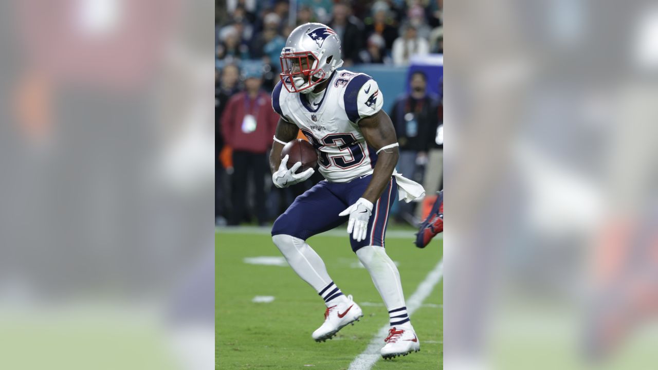 Tom Brady intercepted twice as Miami Dolphins shock New England Patriots, NFL