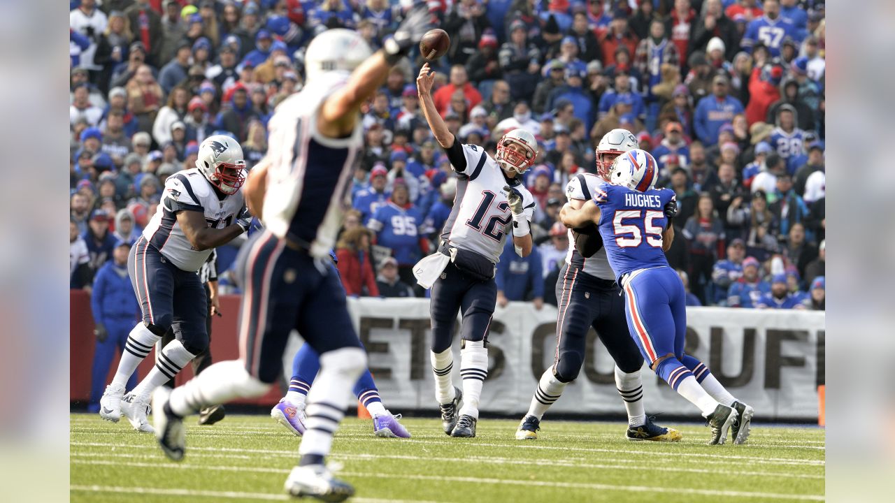 Buffalo Bills running back Travaris Cadet (39) carries the ball during the  first half of an NFL football game against the Miami Dolphins, Sunday, Dec.  17, 2017, in Orchard Park, N.Y. Buffalo