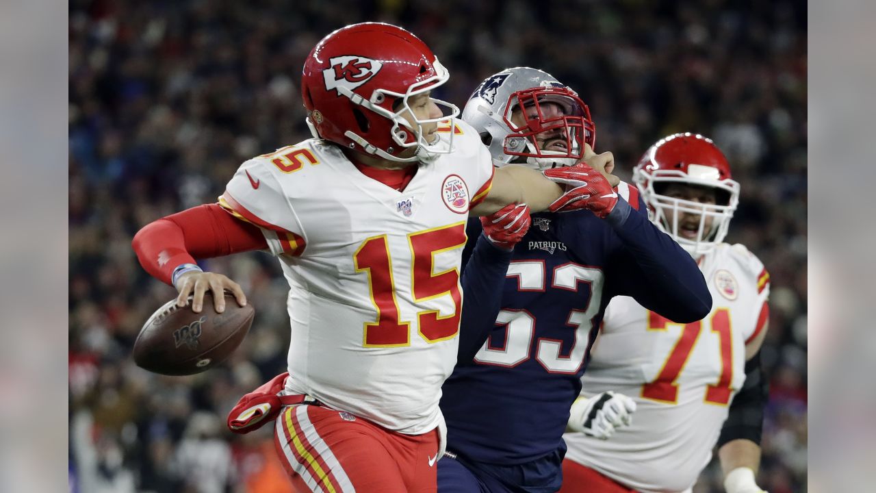 Kansas City Chiefs quarterback Patrick Mahomes, left, passes before Los  Angeles Chargers linebacker Kyle Van Noy can get to him during the second  half of an NFL football game Sunday, Nov. 20