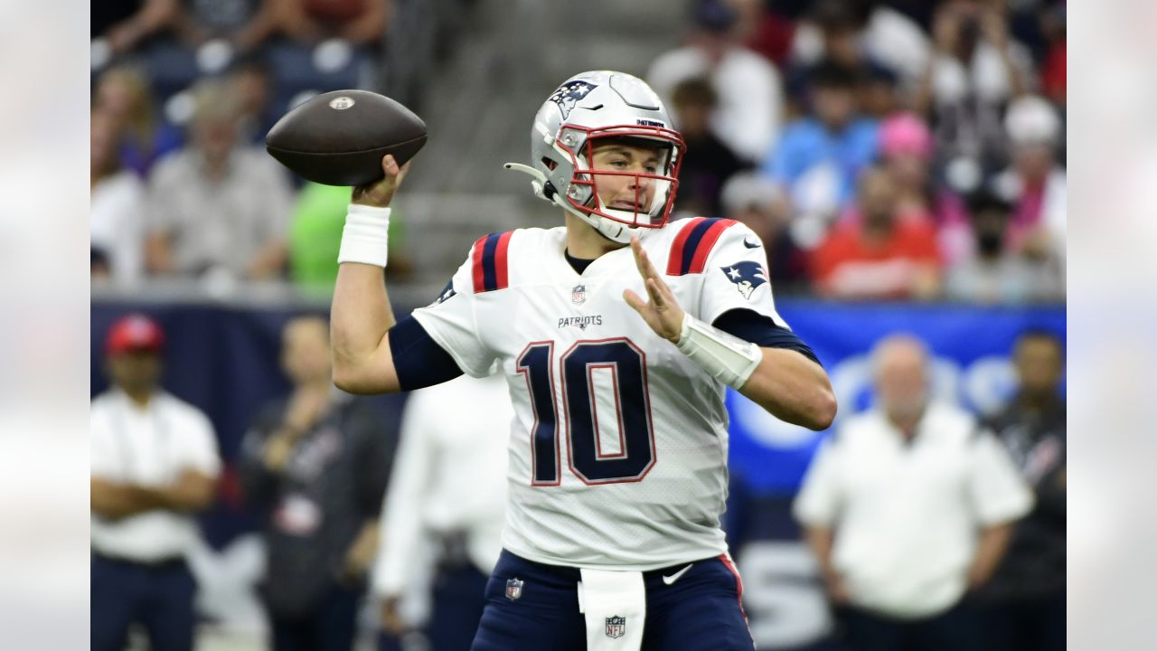 New England Patriots vs. Houston Texans NFL Preseason: How to Watch,  Betting Odds; Mac Jones Playing? - Sports Illustrated New England Patriots  News, Analysis and More