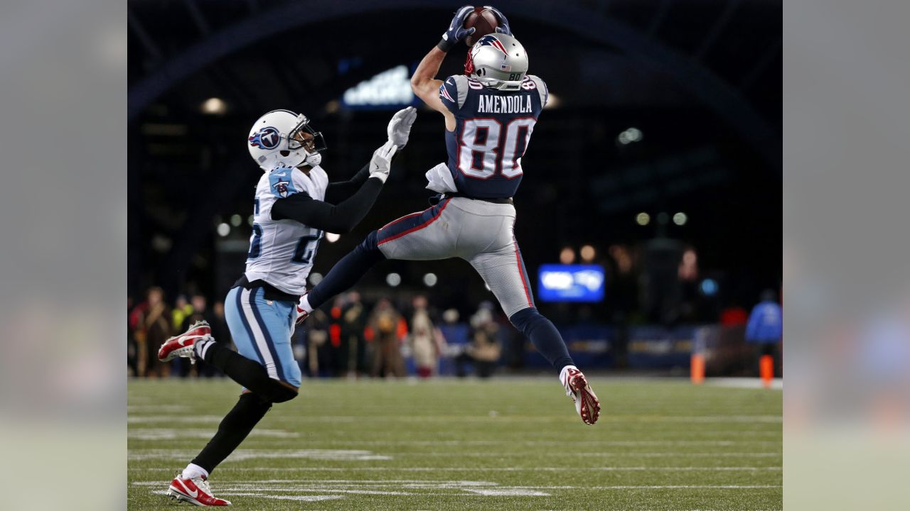 AFC Wildcard Playoff Game: Tennessee Titans @ New England Patriots Live  Thread & Game Information - The Phinsider