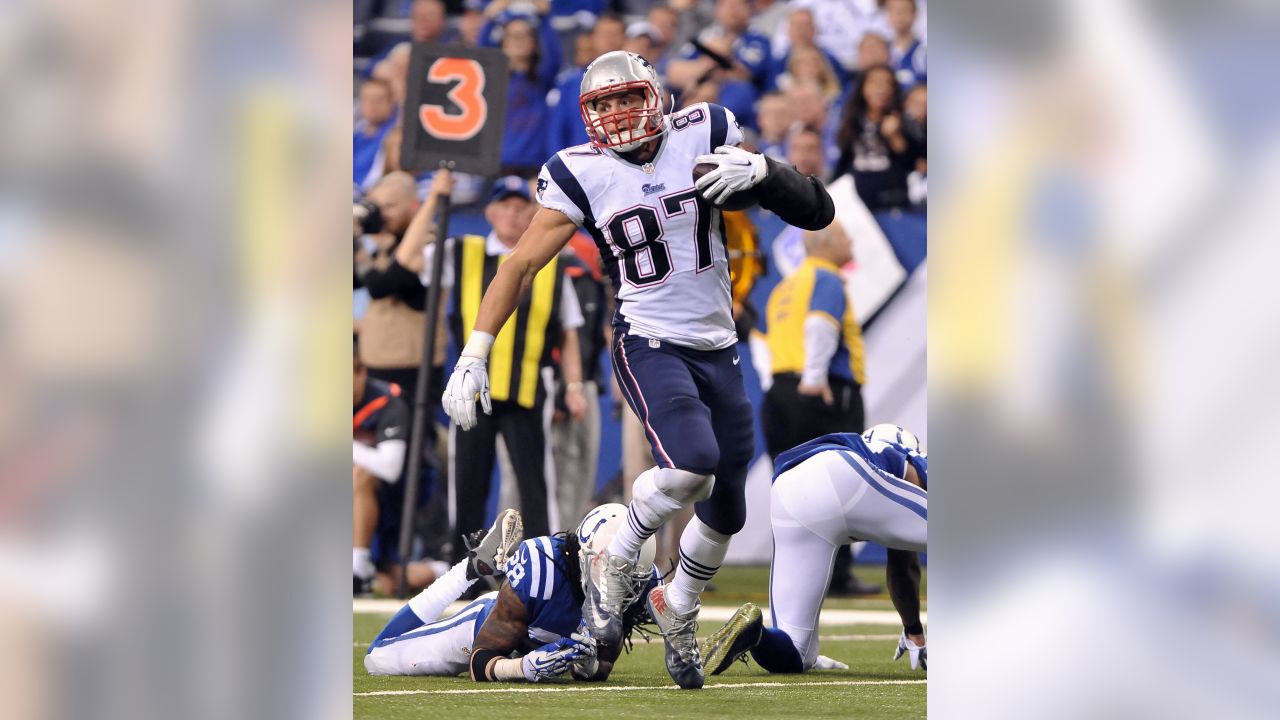 October 18, 2015: New England Patriots wide receiver Julian Edelman (11)  runs with the ball during NFL football game action between the New England  Patriots and the Indianapolis Colts at Lucas Oil