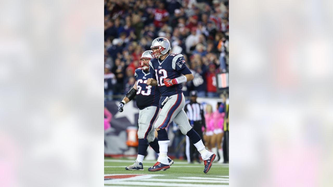 Patriots cheerleaders wear Devon Still jerseys in tribute to daughter Leah  