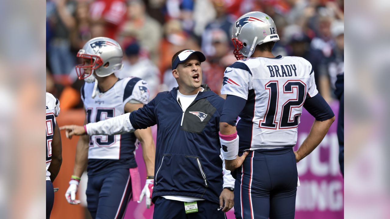 Back On The Field, Brady Leads Patriots 33-13 Against Cleveland Browns