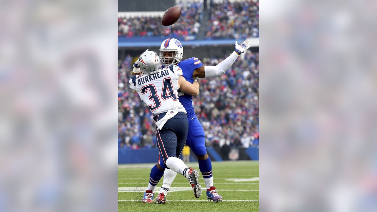 Patriots Turn to Burkhead and the Run After Newton Falters Early