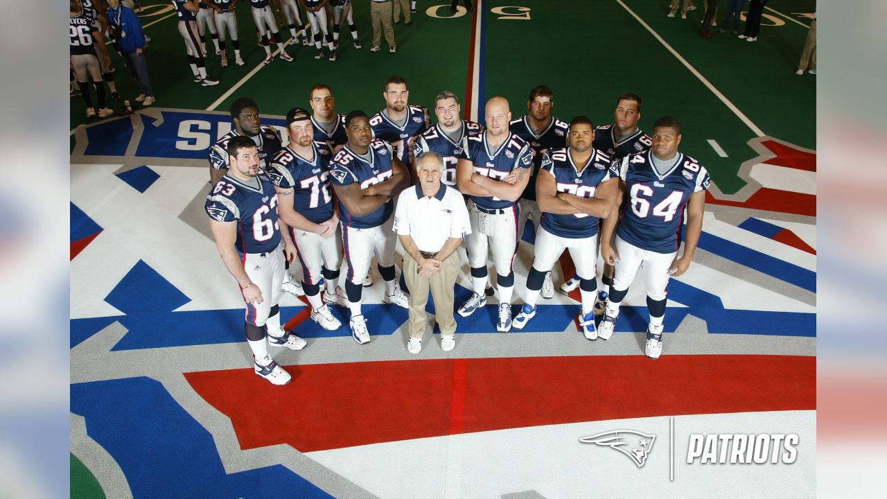 Patriots line up to applaud Dante Scarnecchia - The Boston Globe