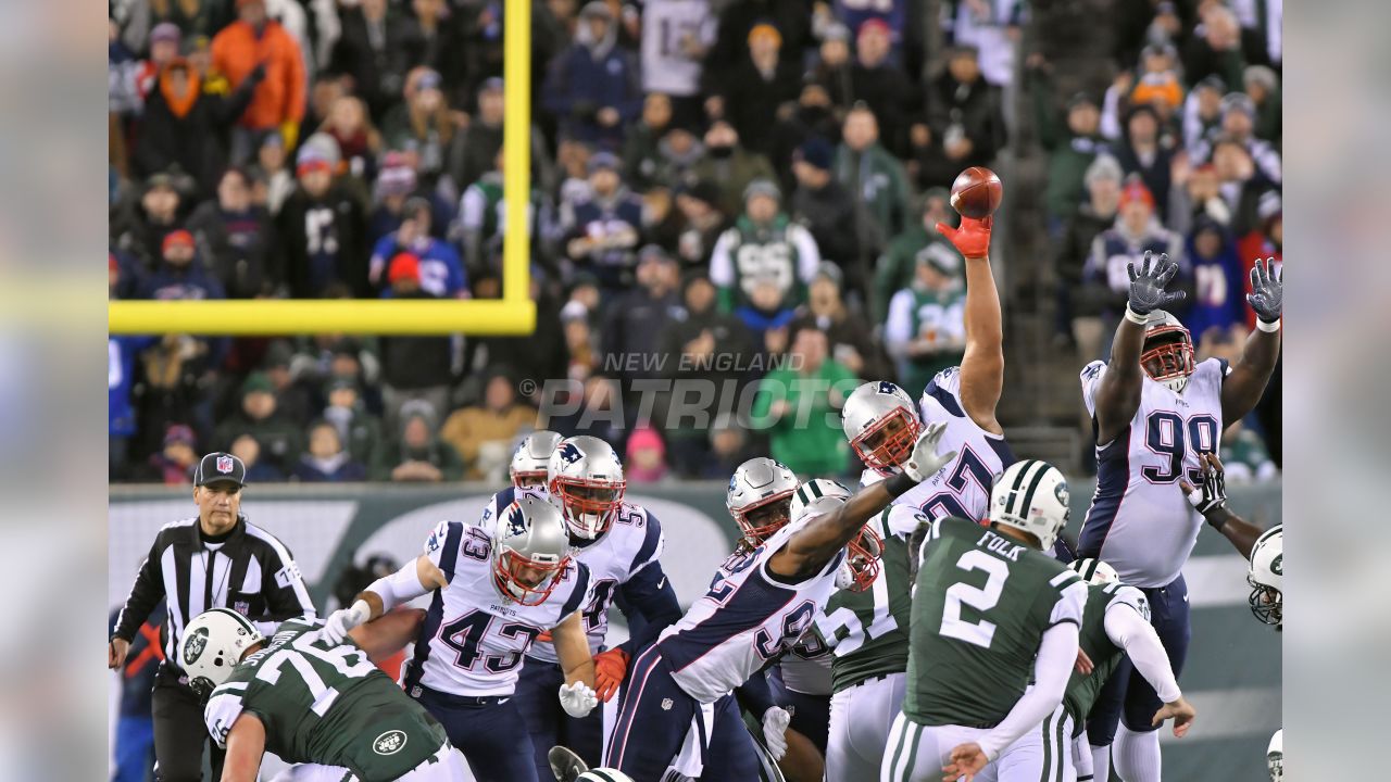 Tom Brady ties Peyton Manning with 200th win, Patriots beat Jets 22-17