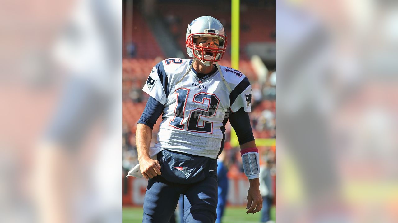 Tom Brady Hits Martellus Bennett for a 37-Yard TD!, Patriots vs. Browns