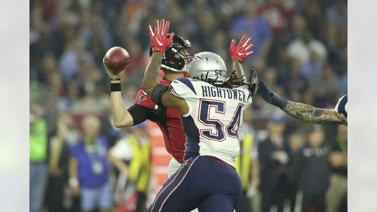 Patriots re-sign coveted Pro Bowl linebacker Dont'a Hightower