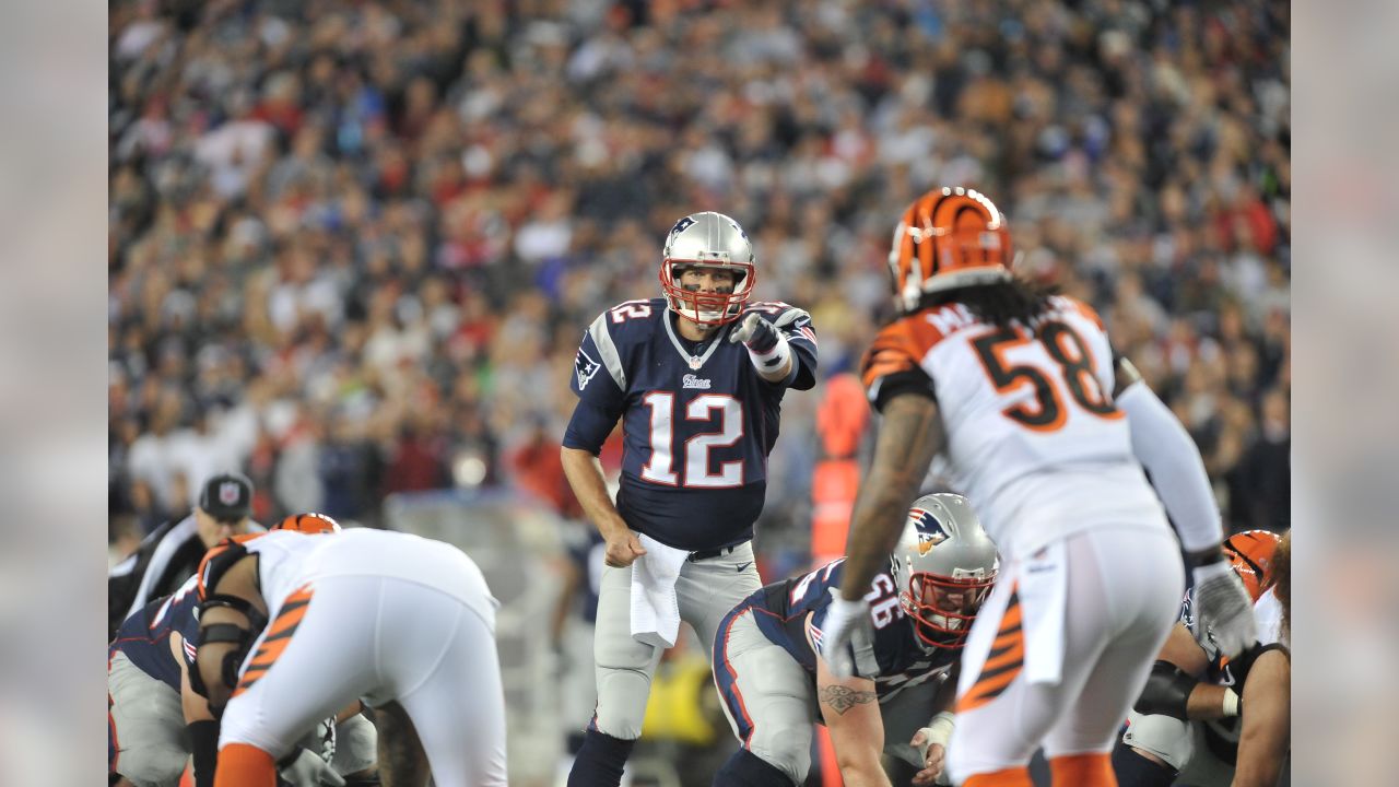 Tom Brady, Patriots surge to 43-17 win over Bengals - Los Angeles