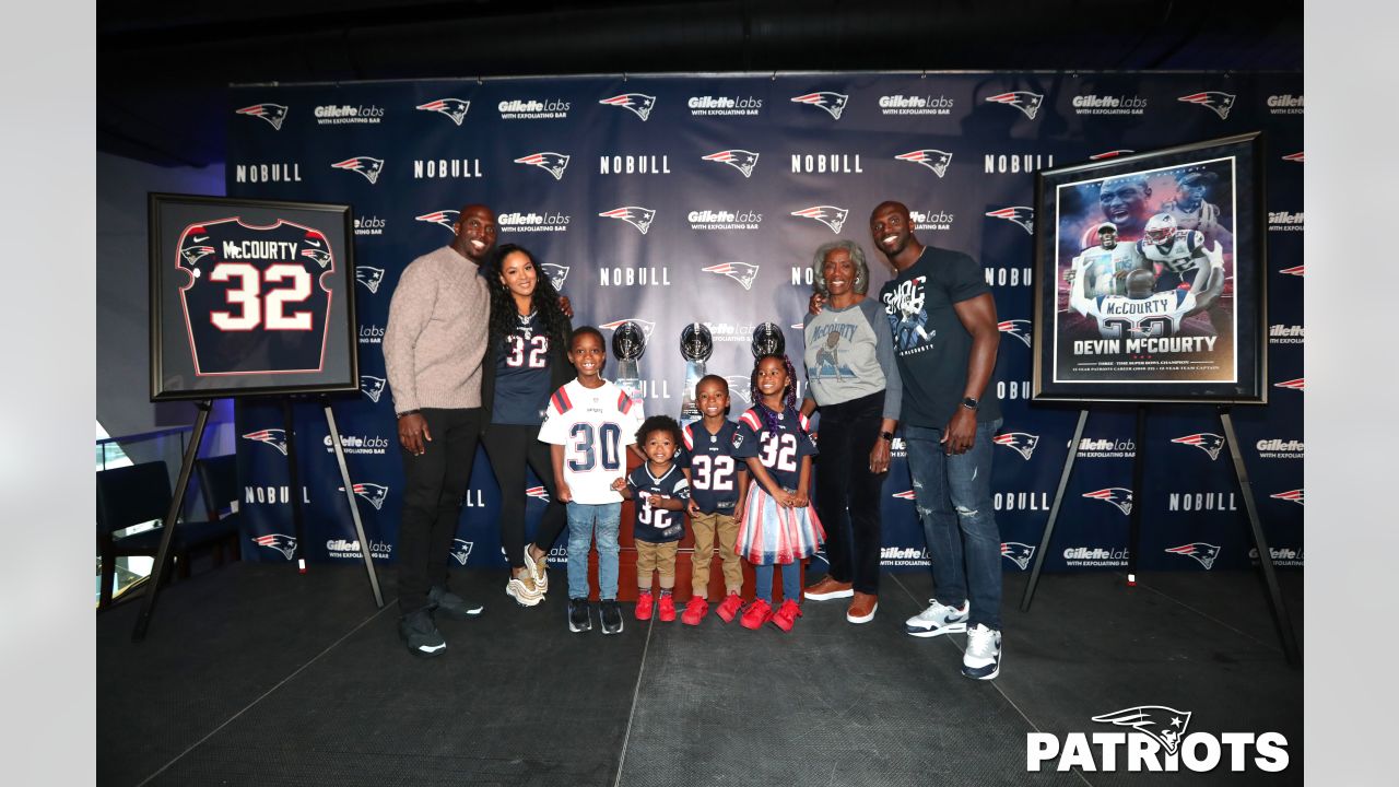 McCourty twins' mom debuting split Patriots-Dolphins shirt for opener