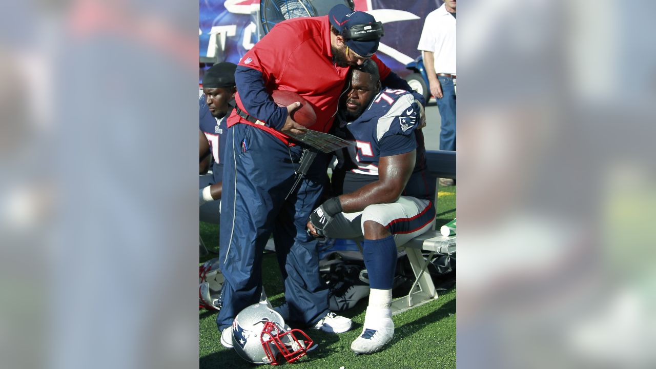 Vince Wilfork's Interception is the Best Defensive Play of the Week - Pats  Pulpit