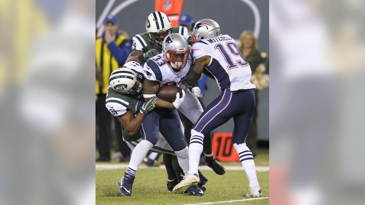 Patriots Gridiron News: Malcolm Mitchell Earns Praise from Deion