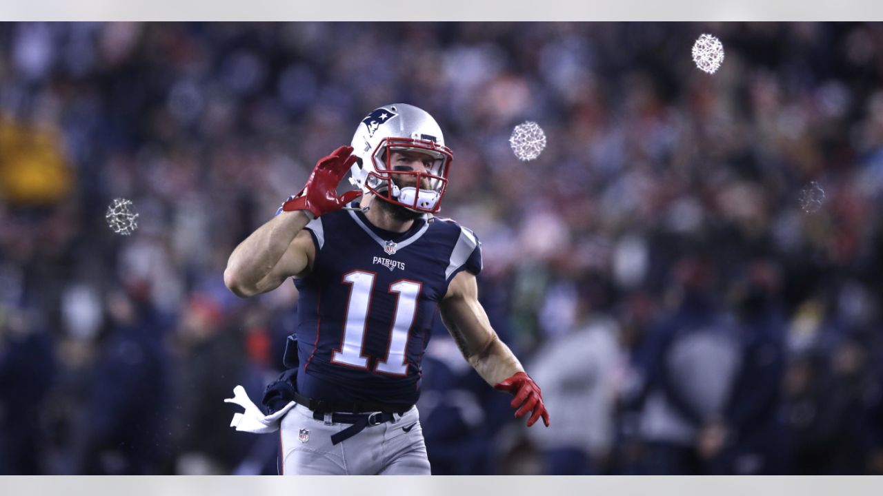 Jacksonville Jaguars defensive end Josh Allen (41) defends during the first  half of an NFL football game against the New England Patriots, Sunday, Jan.  2, 2022, in Foxborough, Mass. (AP Photo/Stew Milne