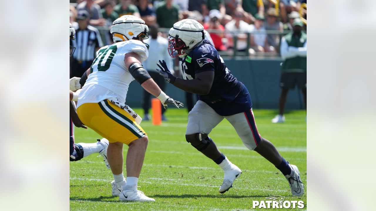 Patriots-Packers joint practices Day 1: Ezekiel Elliott debuts, offense  hobbled by 13 sacks in Green Bay – Boston Herald