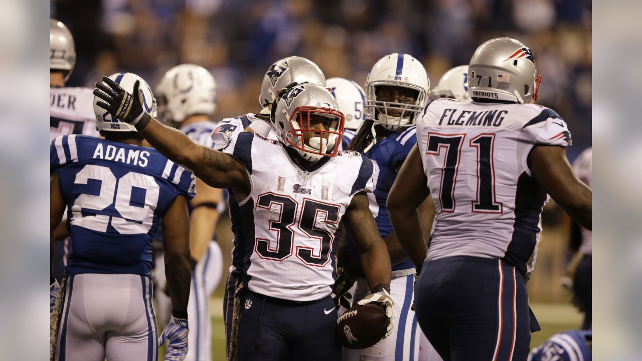 The New England Patriots donate a signed Vollmer Jersey