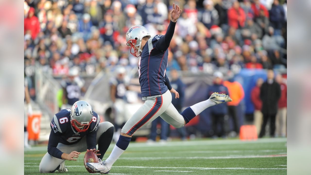 Patriots clinch first-round bye with 33-16 win over Titans