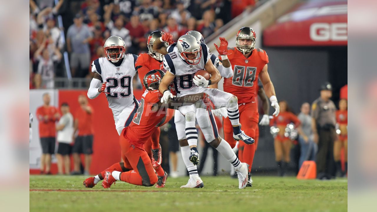 Patriots outlast Bucs 19-14 behind 303 yards from Tom Brady