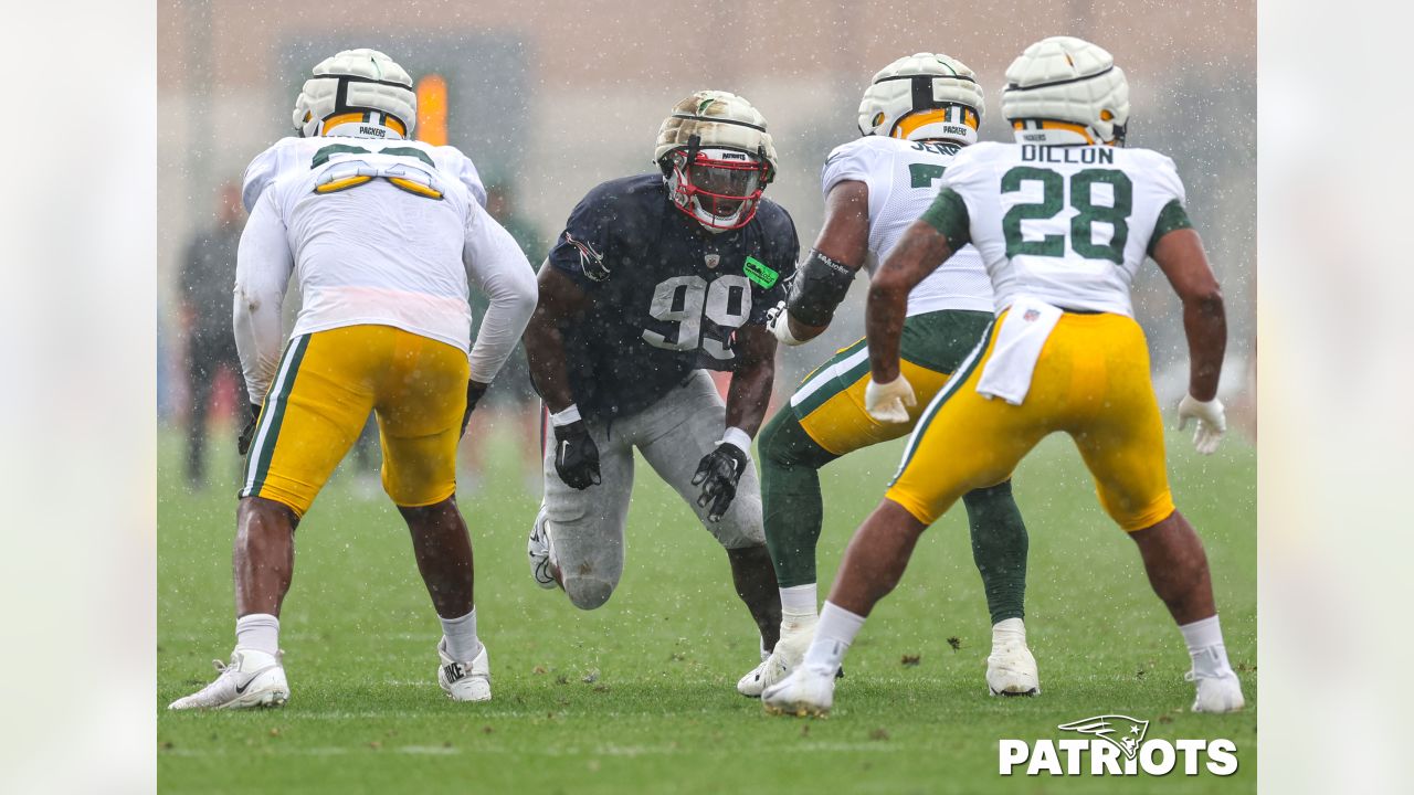 Patriots-Packers joint practices Day 2: Mac Jones shines, Ezekiel