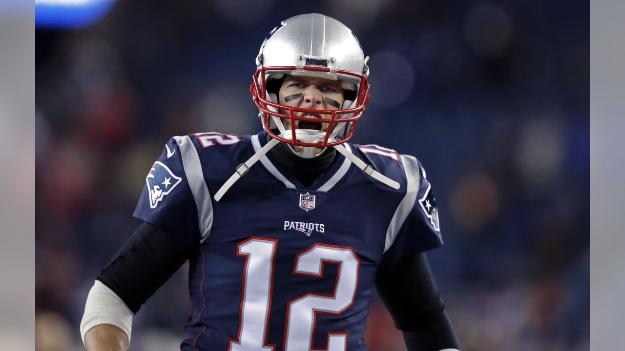 Patriots rout Titans 35-14, move on to AFC Championship Game