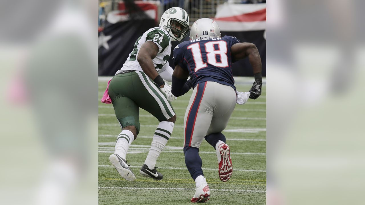 Tom Brady carries Patriots to a 30-23 win over No. 1 Jets defense