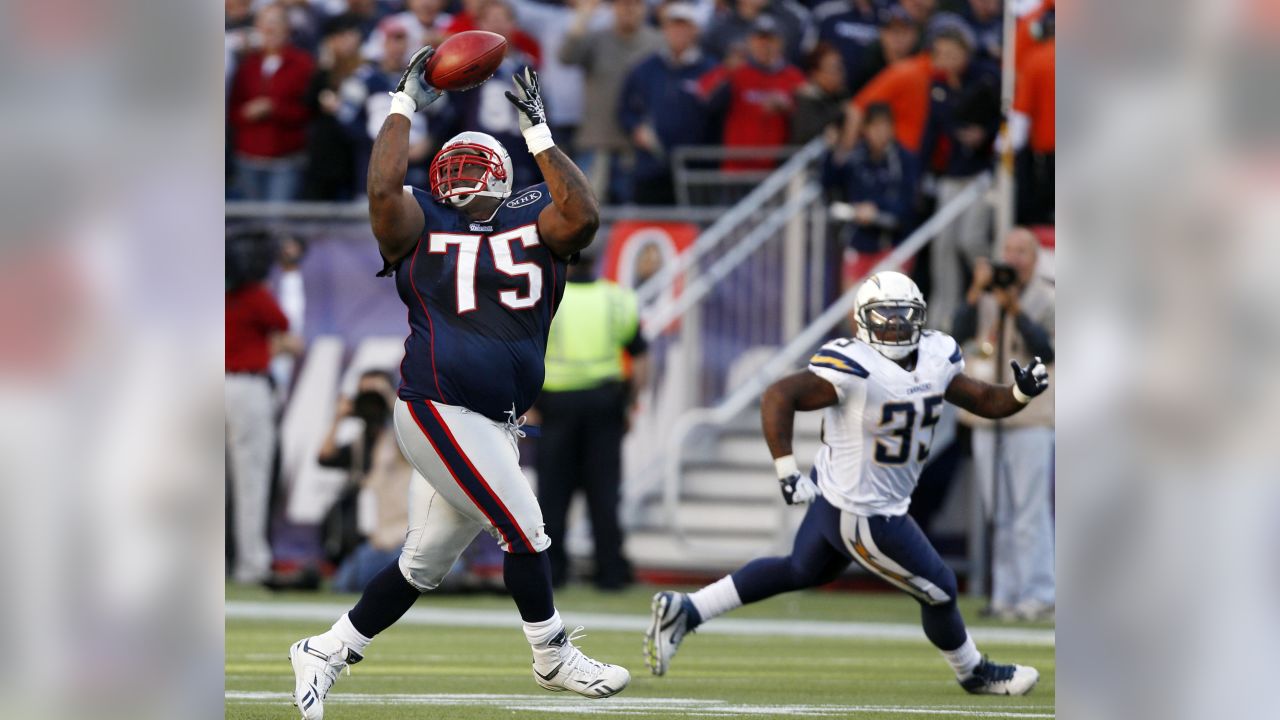 Previewing Patriots vs Ravens + Vince Wilfork Stories