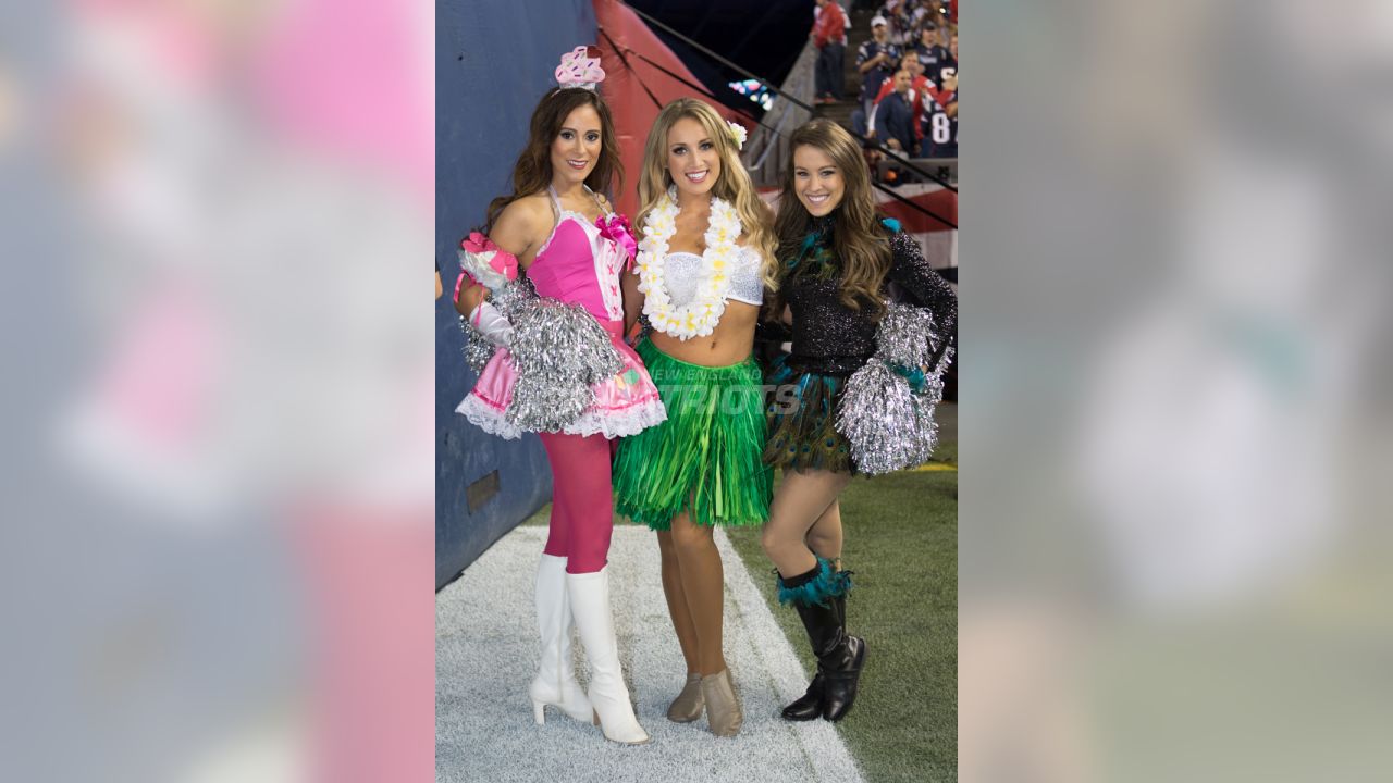 Through the Years: Best Cheerleader Halloween Costume Photos from the Last  Decade