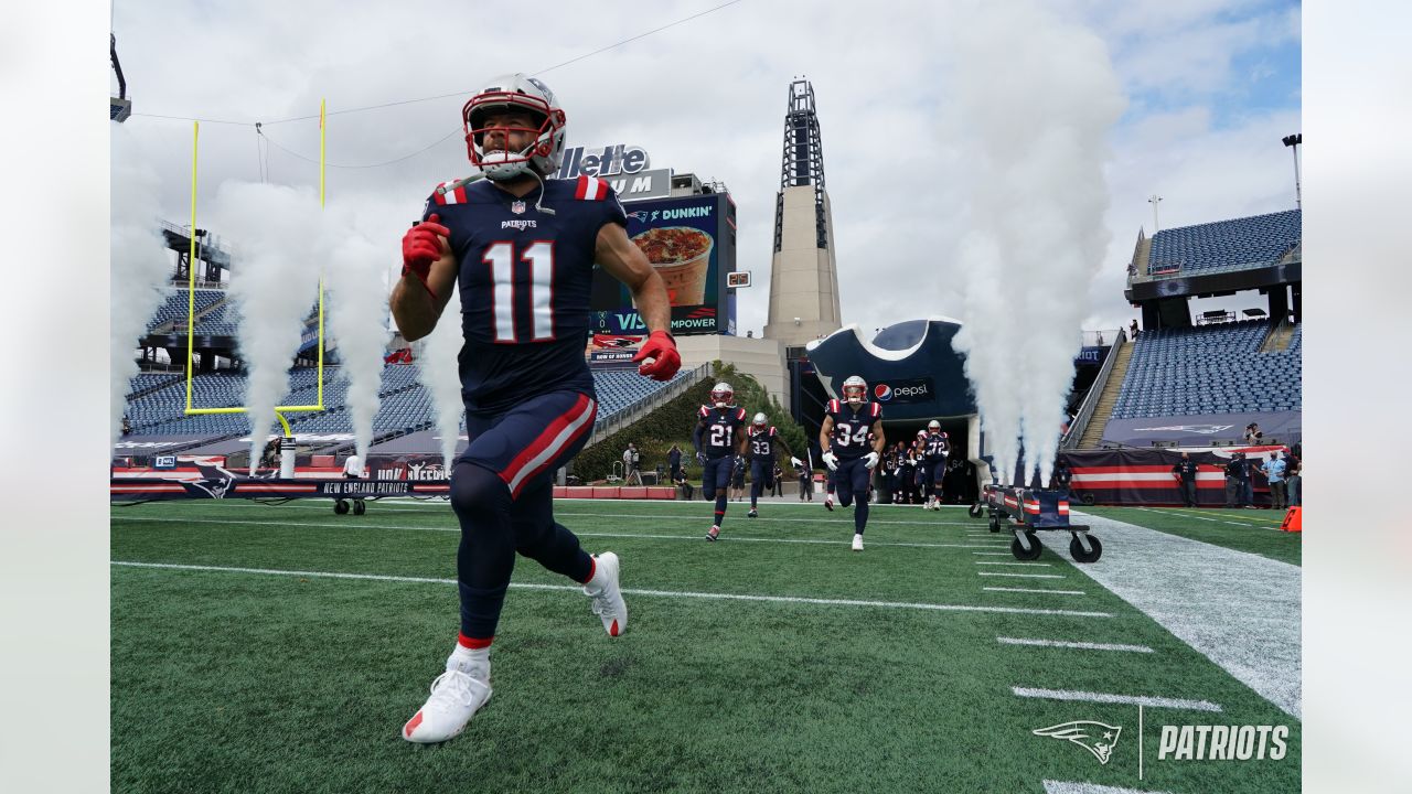 Patriots using Isaiah Wynn at guard during pre-game warmups against Broncos  - Pats Pulpit