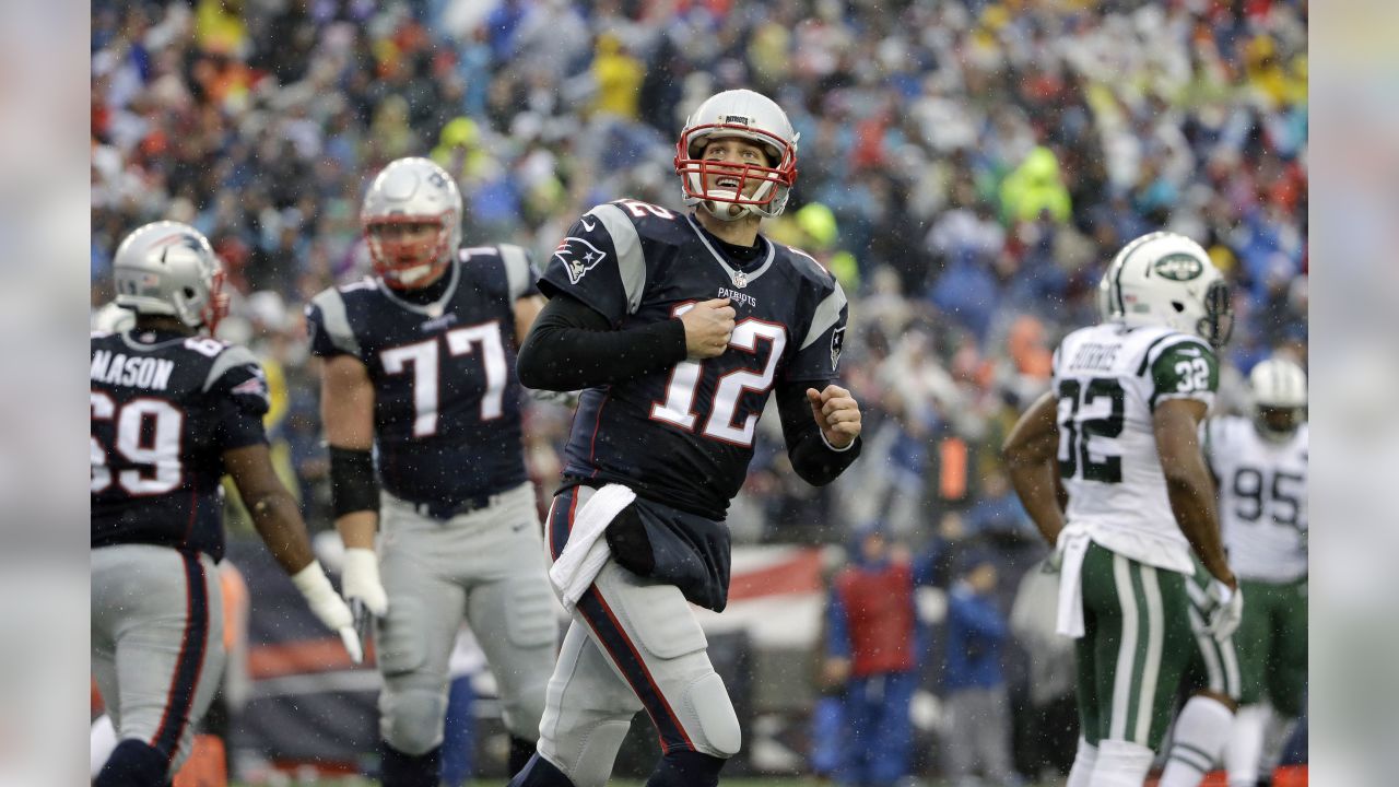 Patriots close in on AFC top seed with 41-3 win over Jets