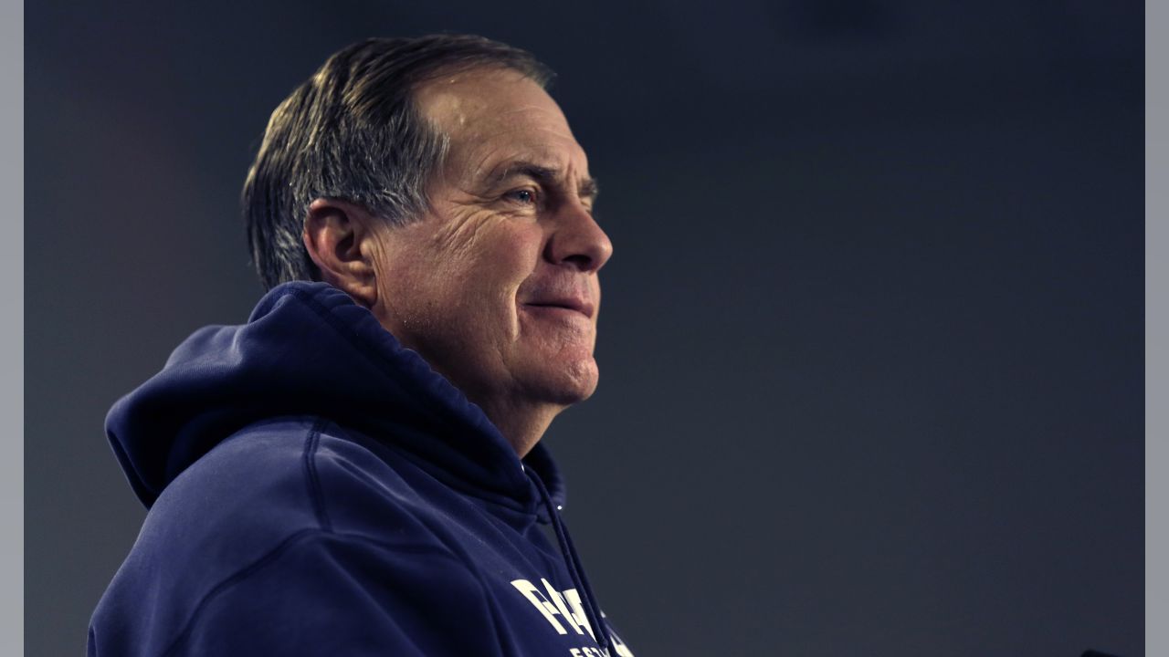 Bill Belichick reacts to Danny Amendola's sudden retirement