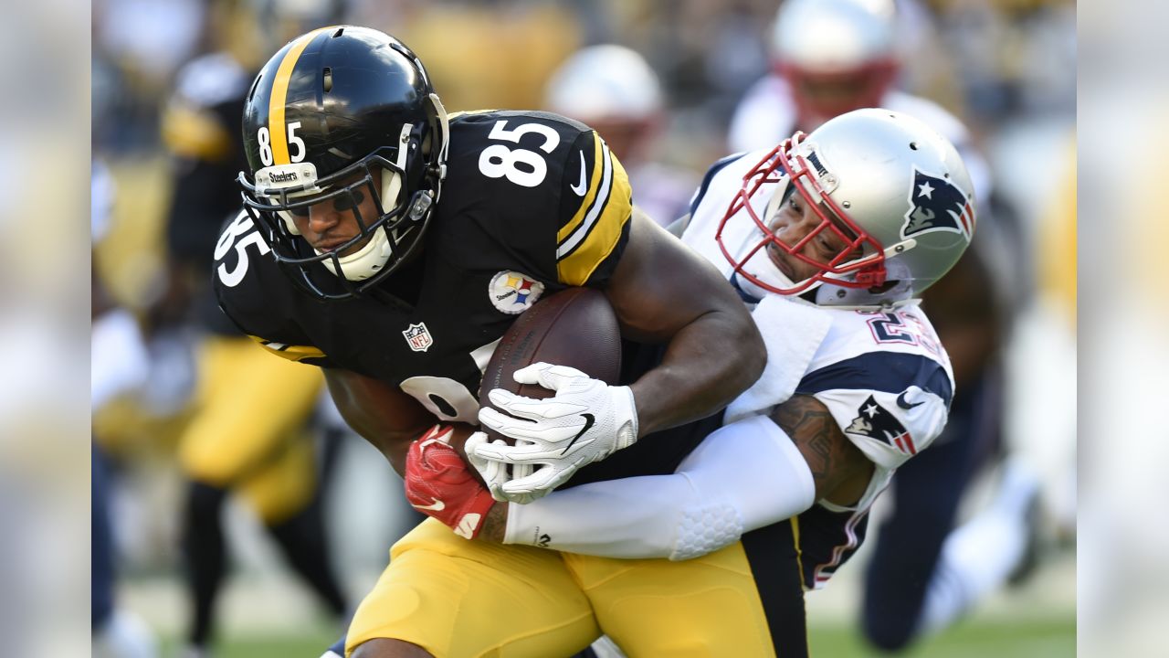 Blount, Patriots pull away from Steelers 27-16