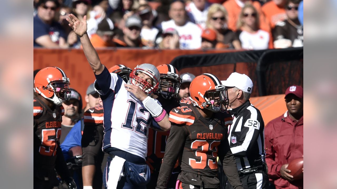 Valley News - Remember Me? Brady Shows No Rust in Routing Browns