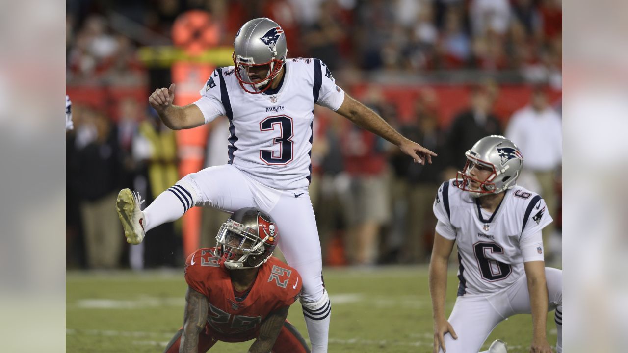 Patriots outlast Bucs 19-14 behind 303 yards from Tom Brady