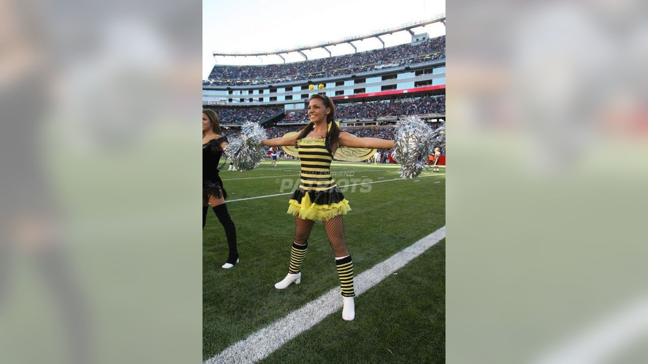 Pittsburgh Steelers Halloween Costumes  Cheerleading outfits, Pittsburgh  steelers cheerleaders, Cheer outfits