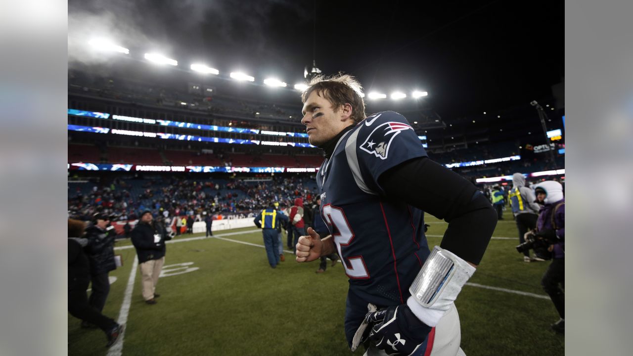 BSJ Live Coverage: Patriots (1-1) at Tennessee Titans (1-1), 8:15