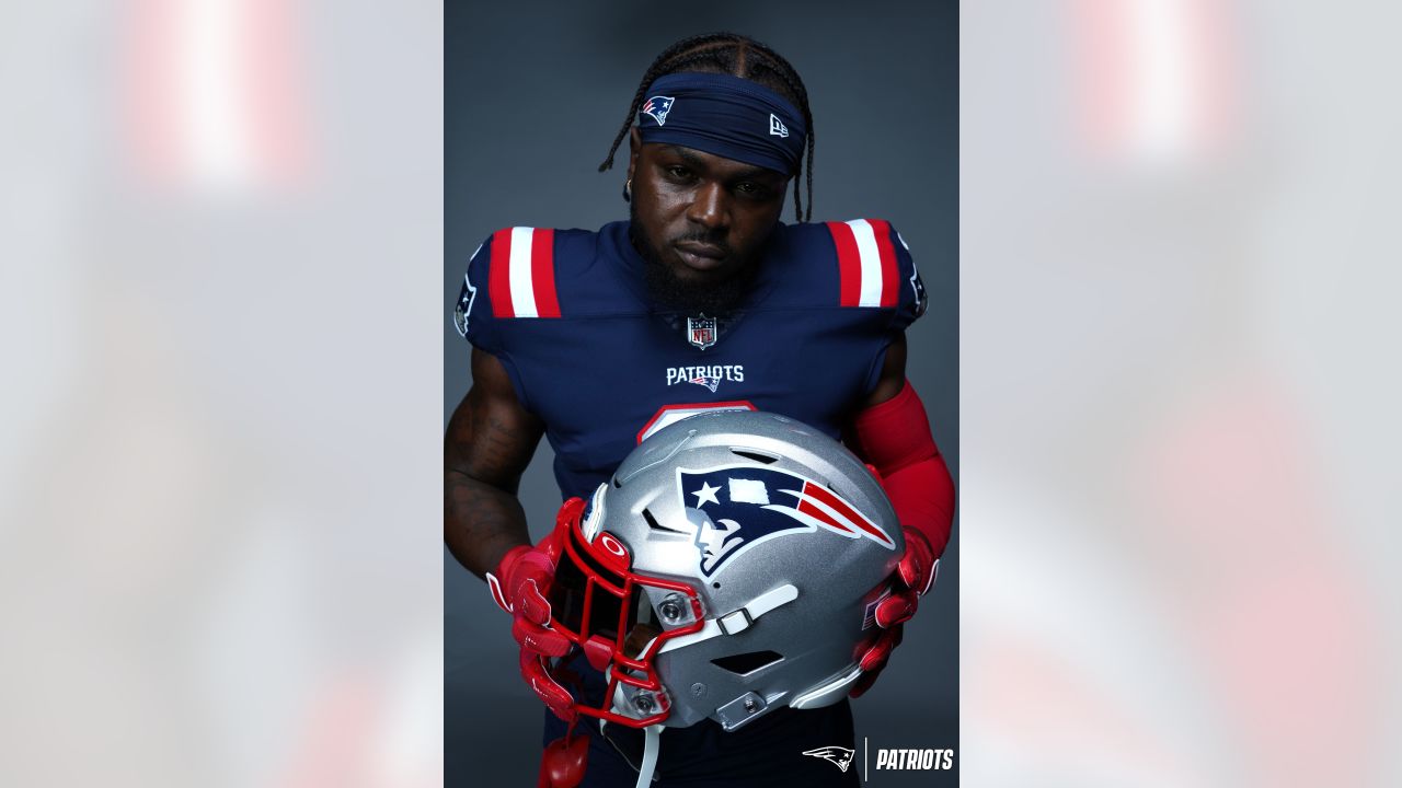 Kendrick Bourne jersey swap : r/Patriots